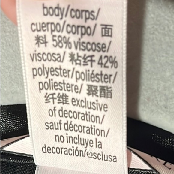 Victoria’s Secret Black Satin Script Robe – Size L/XL (NWT) - Picture 6 of 6